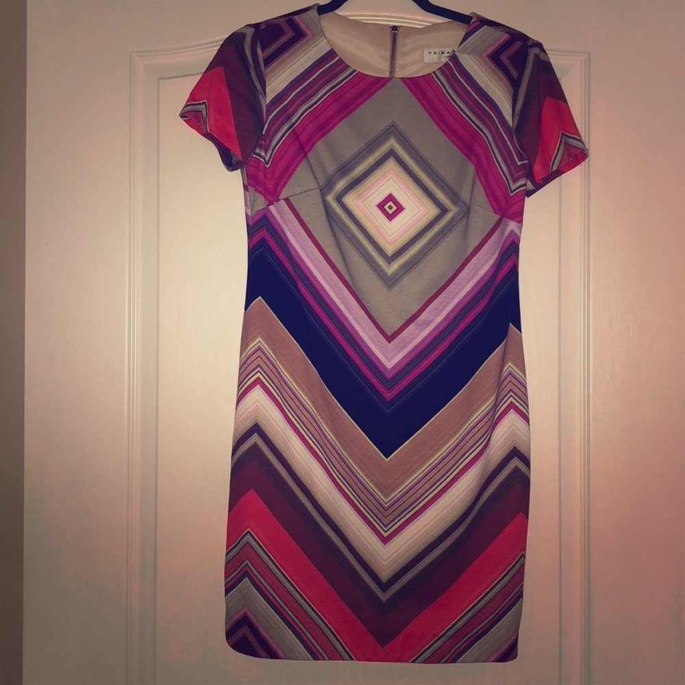 Trina Turk short sleeve size 2 multicolored dress